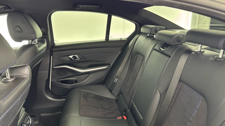 BMW 3 Series 320i M Sport 4dr Step Auto Petrol Saloon